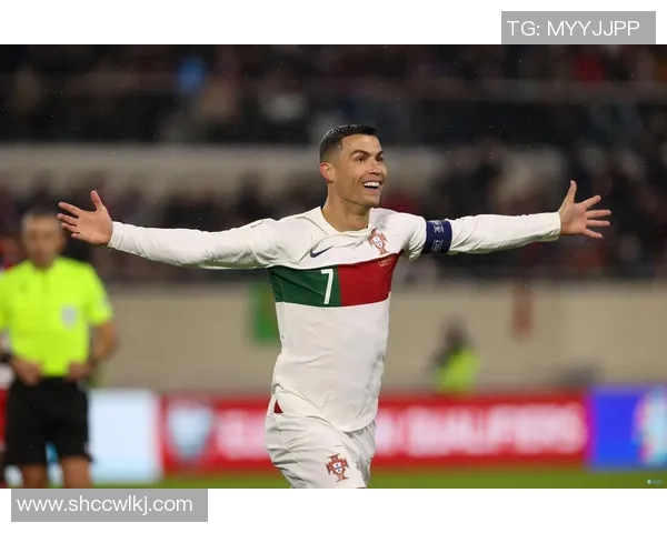 C罗自动表态：国家队没人是不行撼动的 就算当候补我也会竭尽全力