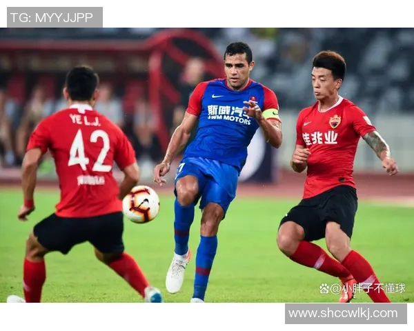 上海海港迎战大连英博：归化国脚坐镇，四大外援领衔进攻，刘若钒全力冲击